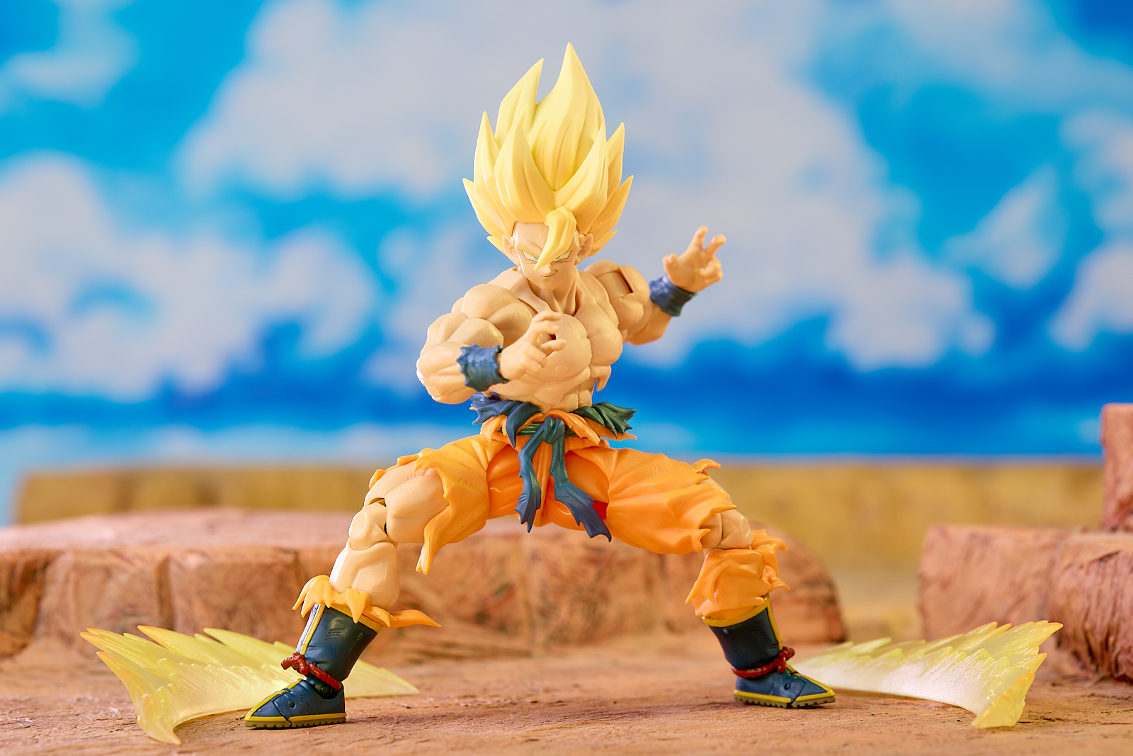 Dragon Ball Z Son Goku SSJ S.H.Figuarts Super Warrior Awakening